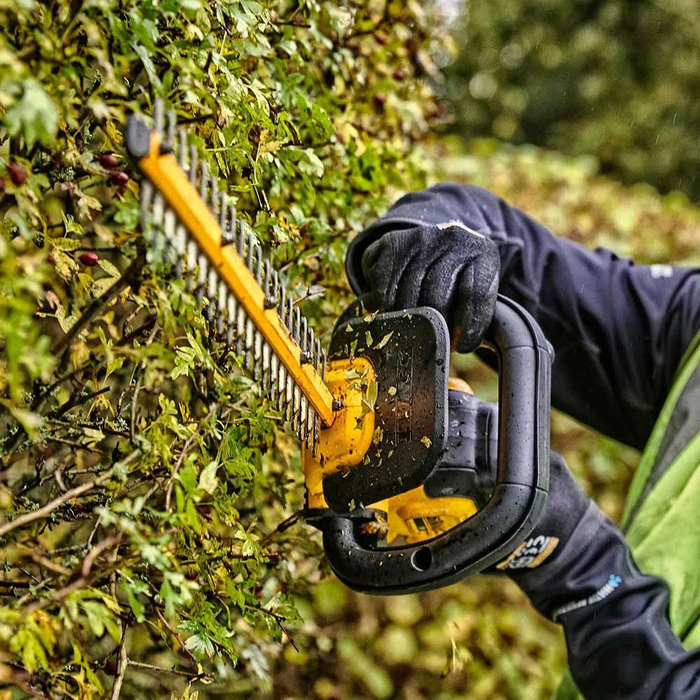 Combo-Set: Heckenschere DCMHT563 + Heckenschere DCMST561 + 2bat 5ah 18V + Ladegerät Dewalt DCMST561HT
