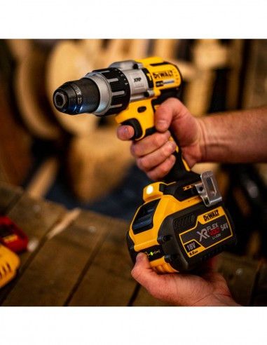 Kit Dewalt 7 herramientas + 3 bat 5ah + Cargador DCB1104 + 4xTstak VI Kit DCK767P3