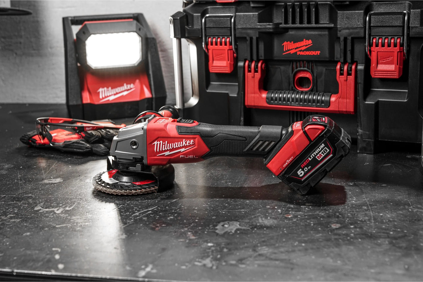 M18 125mm Fuel ONE-KEY Winkelschleifer mit Milwaukee M18 Koffer ONEFSAG125XB-0X