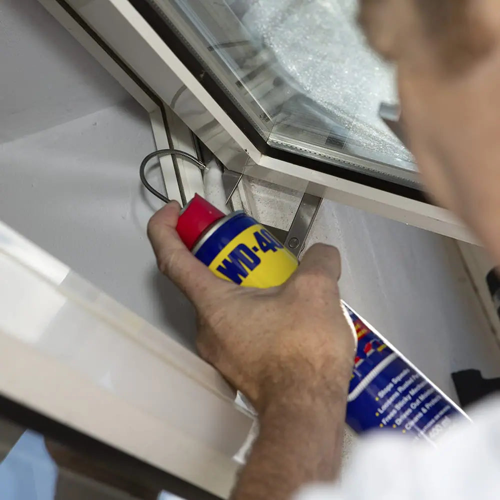 Mehrzwecköl mit flexibler Kanüle 400 ml WD-40